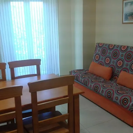 Apartamentos Fonda Finet Sant Felíu de Pallarols Zimmer foto